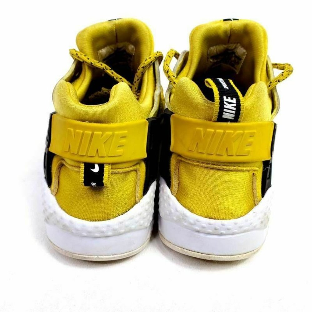Nike Kids 4.5Y Air Huarache SE Grade School Shoes - Picture 2 of 10